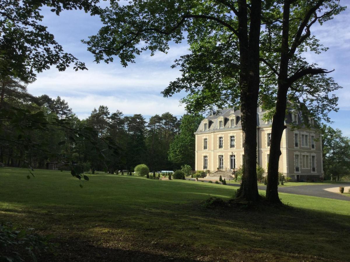 لانغياش Chateau Des Essards Avec Piscine Et Jacuzzi المظهر الخارجي الصورة