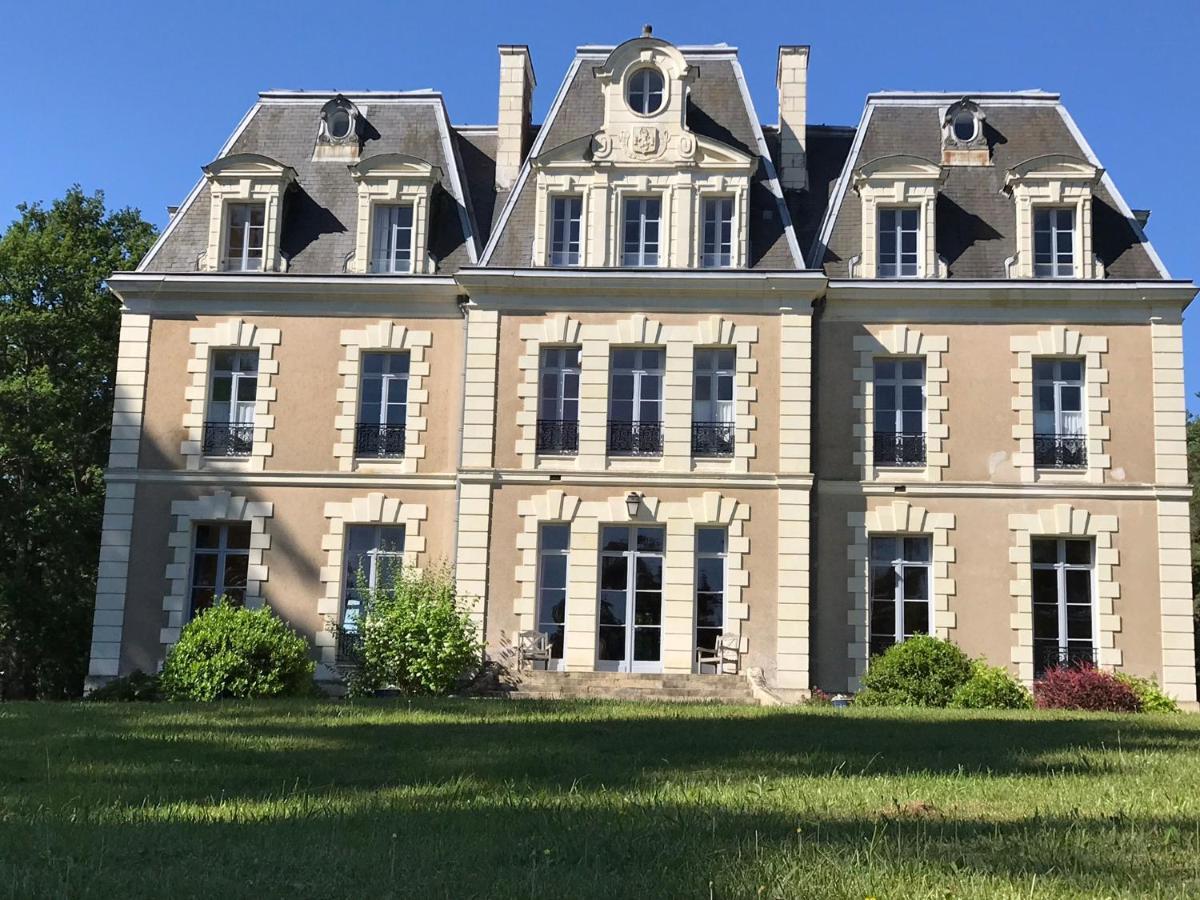 لانغياش Chateau Des Essards Avec Piscine Et Jacuzzi المظهر الخارجي الصورة